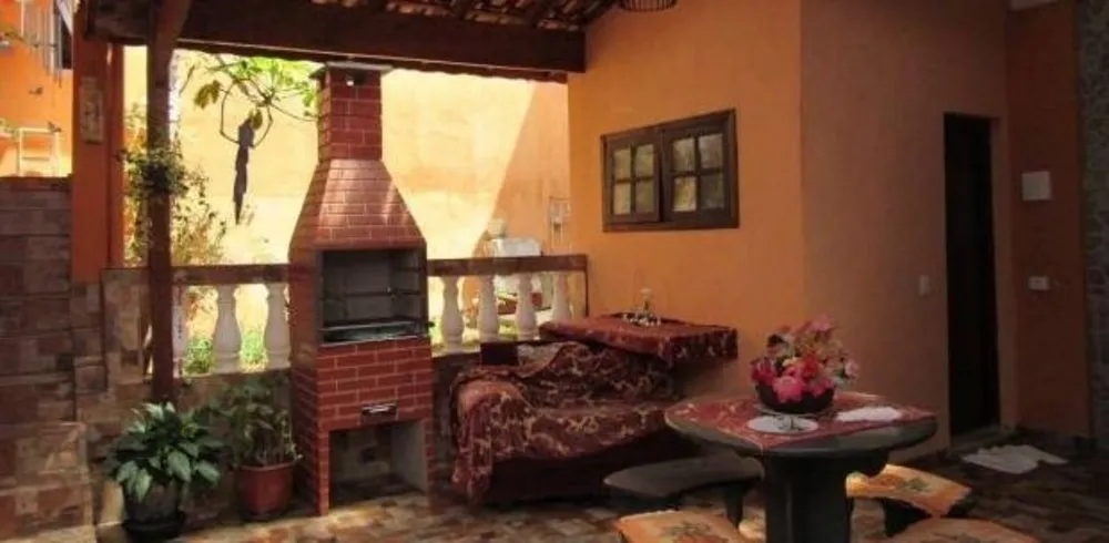 Casa, 4 quartos, 253 m² - Foto 2