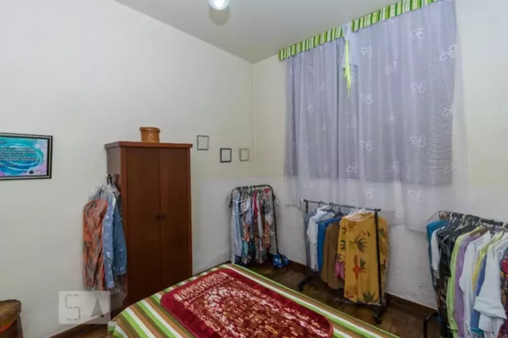 Casa à venda com 5 quartos, 200m² - Foto 8