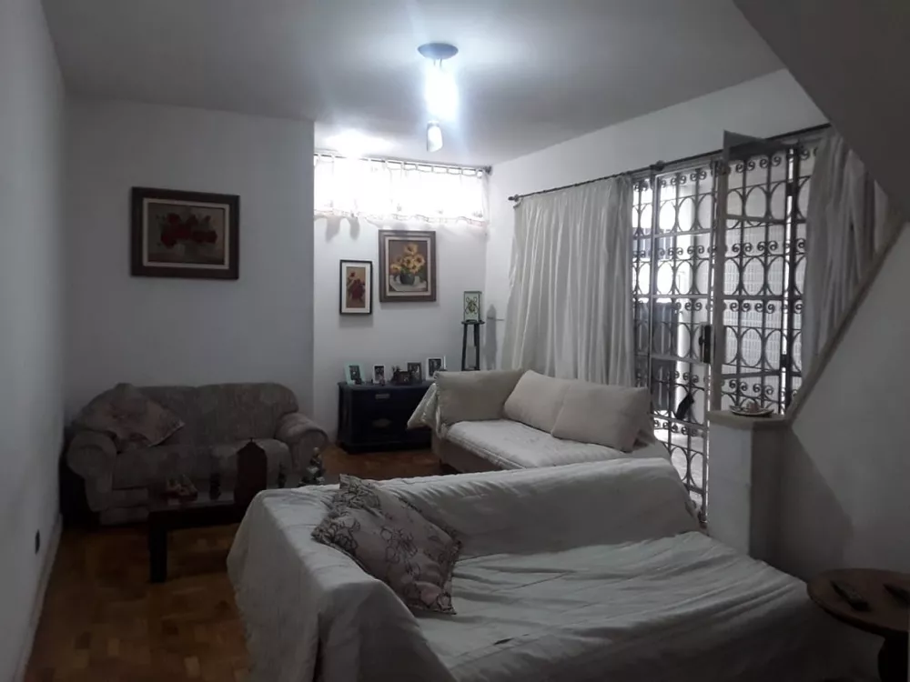 Casa à venda com 2 quartos, 115m² - Foto 1