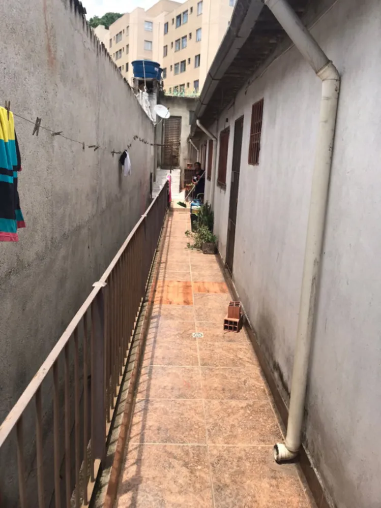 Casa, 6 quartos, 300 m² - Foto 4