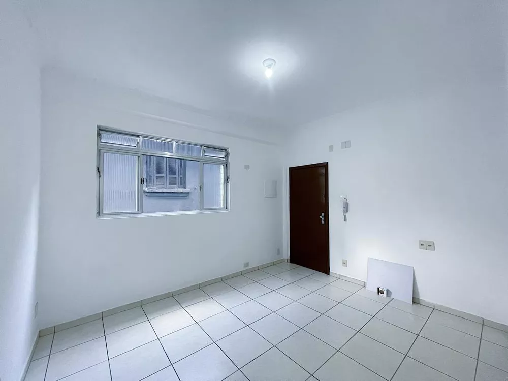 Apartamento para alugar com 2 quartos, 70m² - Foto 11