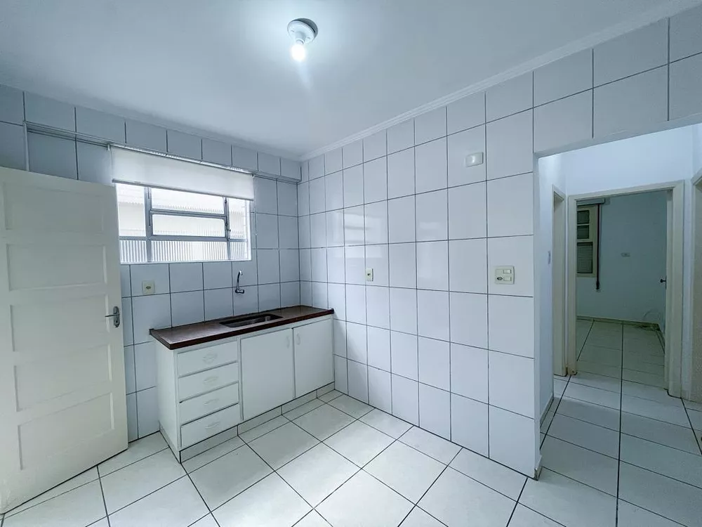 Apartamento para alugar com 2 quartos, 70m² - Foto 12