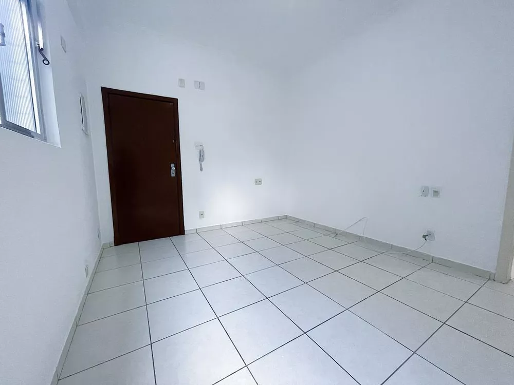 Apartamento para alugar com 2 quartos, 70m² - Foto 7