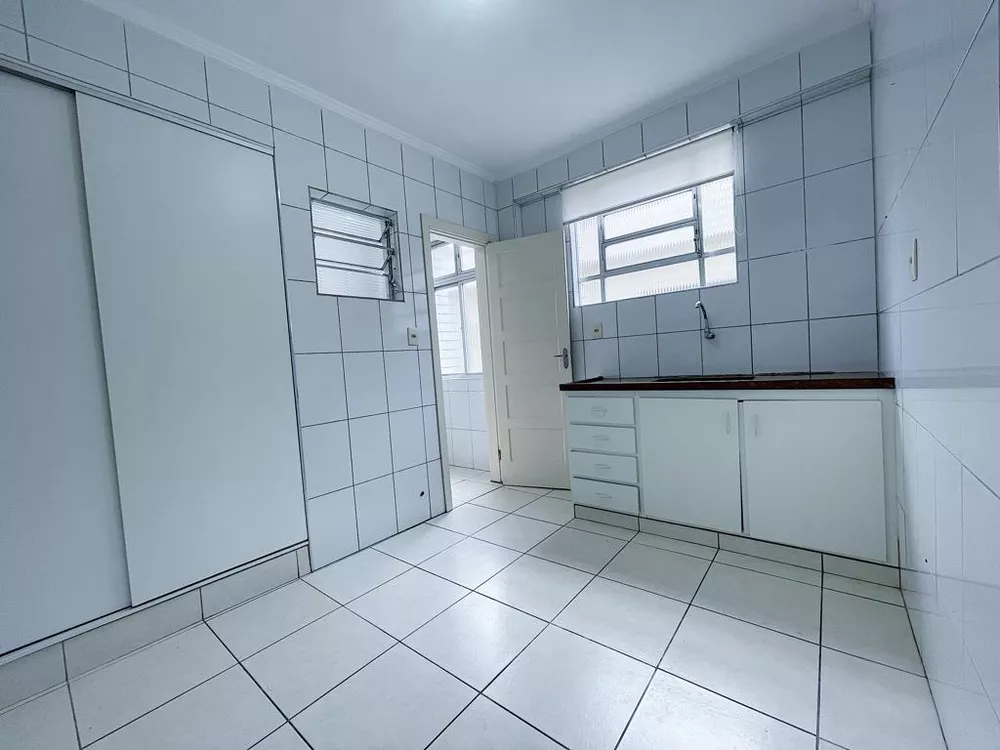 Apartamento para alugar com 2 quartos, 70m² - Foto 16