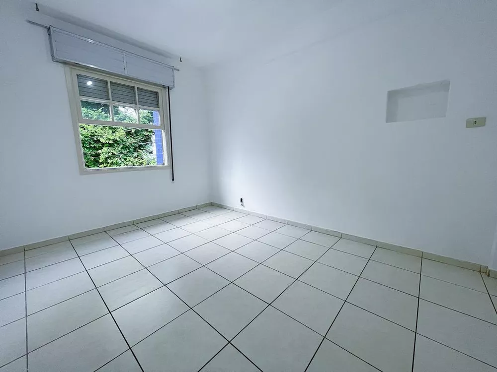 Apartamento para alugar com 2 quartos, 70m² - Foto 22