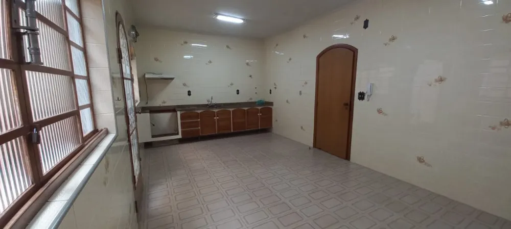 Casa, 4 quartos, 232 m² - Foto 7
