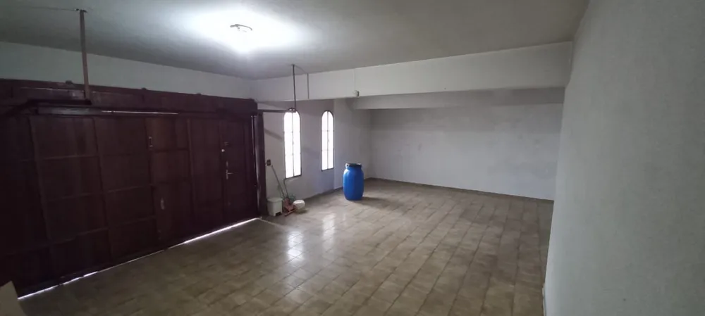 Casa, 4 quartos, 232 m² - Foto 2