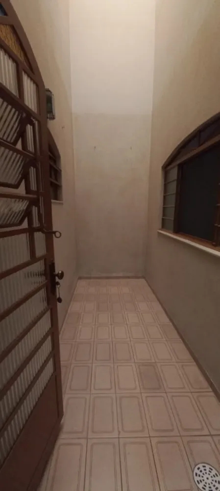 Casa, 4 quartos, 232 m² - Foto 9