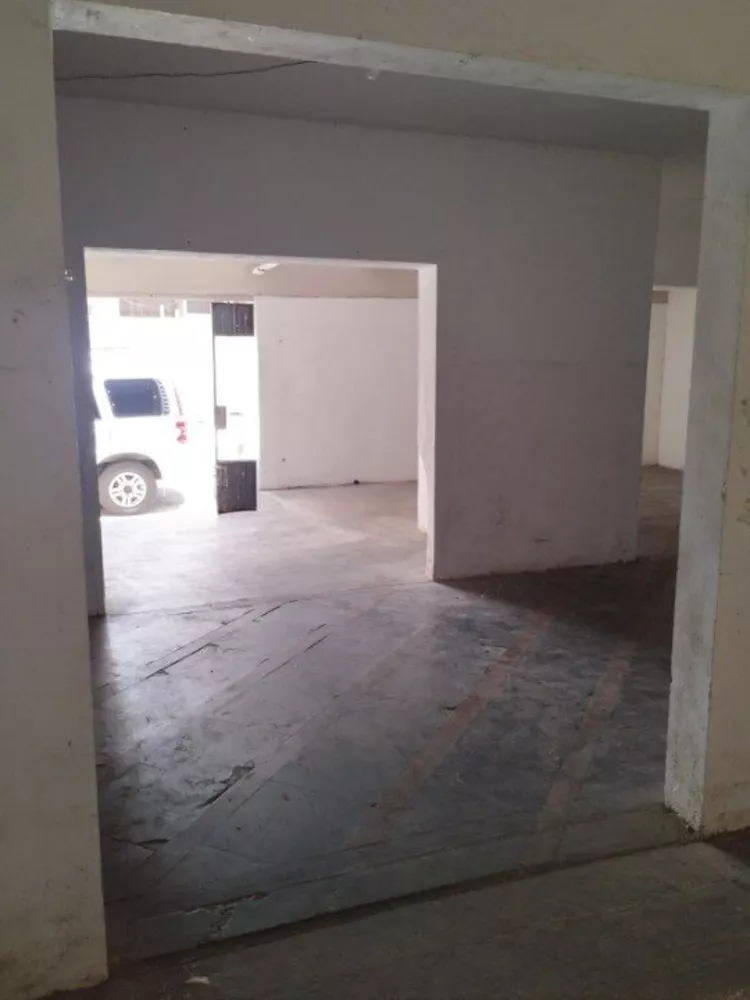 Casa à venda e aluguel com 3 quartos, 160m² - Foto 3