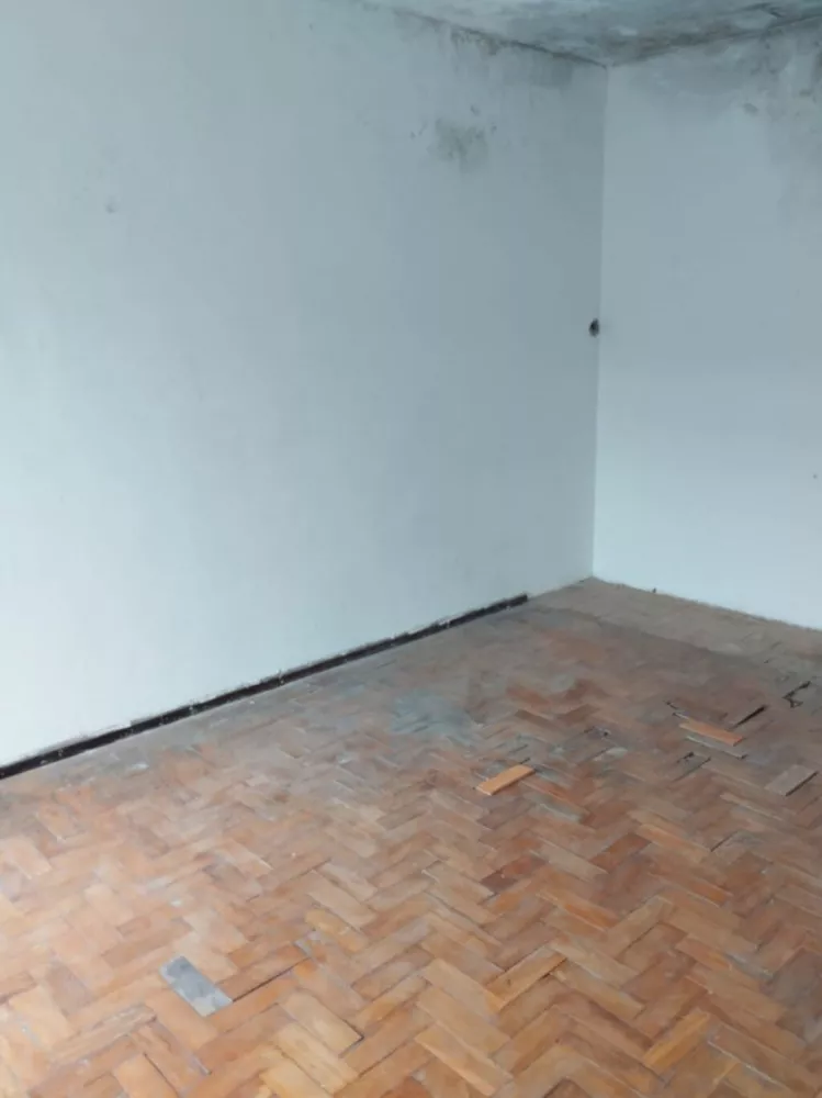 Casa à venda e aluguel com 3 quartos, 160m² - Foto 1