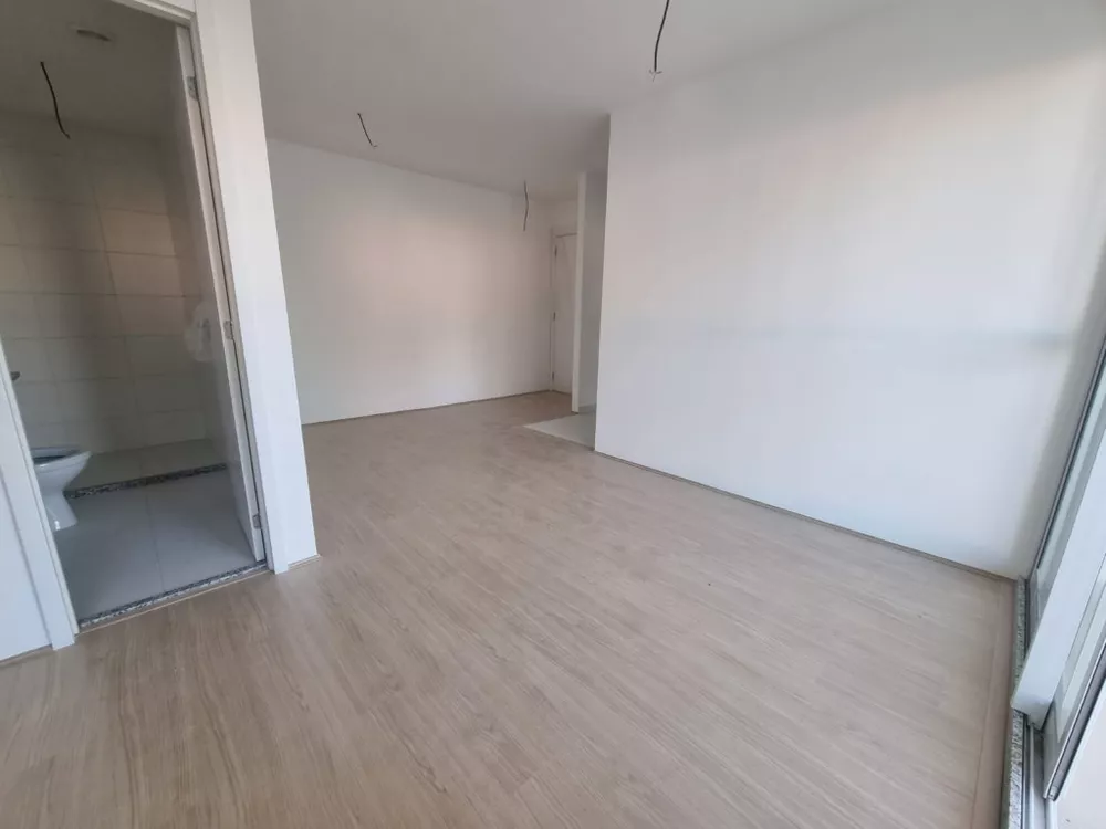 Apartamento à venda com 2 quartos, 66m² - Foto 4