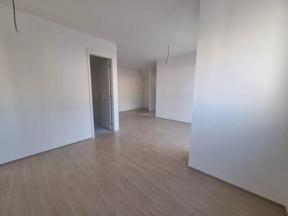 Apartamento à venda com 2 quartos, 66m² - Foto 8