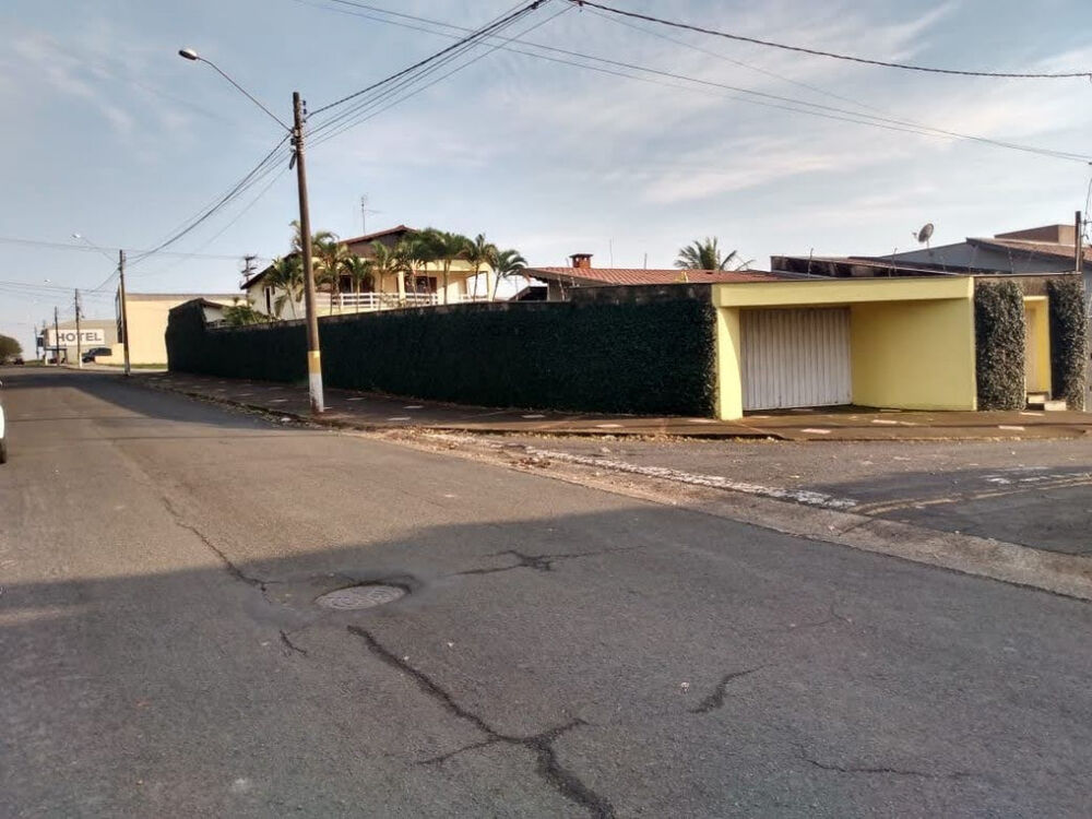 Casa à venda com 5 quartos, 537m² - Foto 4