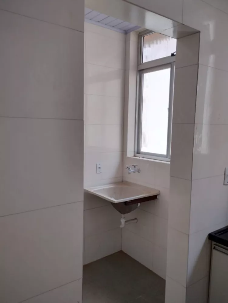 Apartamento à venda com 3 quartos, 68m² - Foto 5