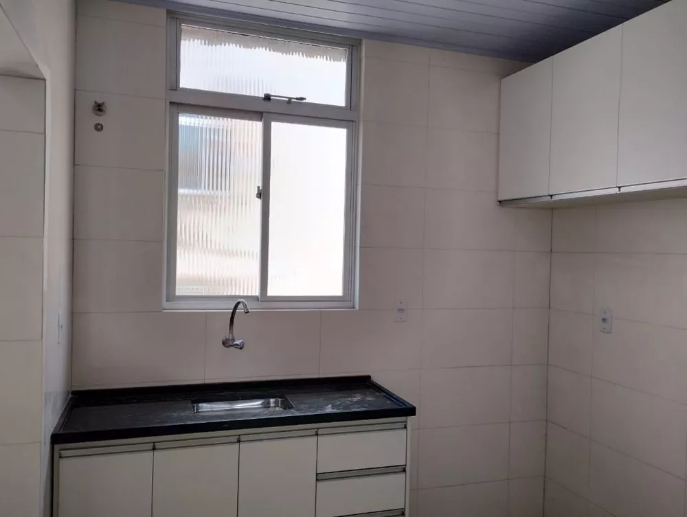 Apartamento à venda com 3 quartos, 68m² - Foto 4