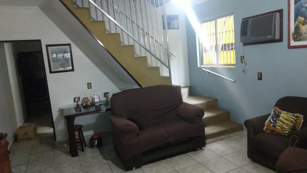 Casa, 5 quartos, 133 m² - Foto 2