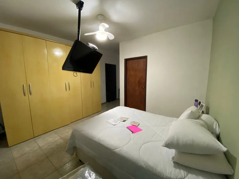 Chácara, 4 quartos, 2350 m² - Foto 9