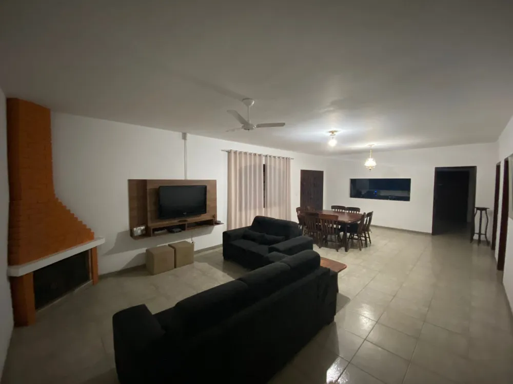 Chácara, 4 quartos, 2350 m² - Foto 8