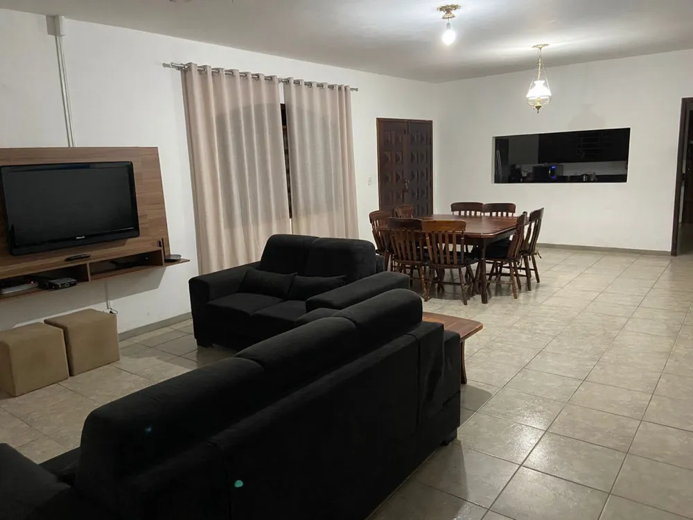 Chácara, 4 quartos, 2350 m² - Foto 4