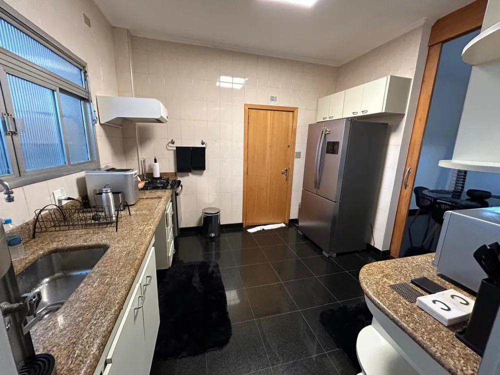 Apartamento, 3 quartos, 230 m² - Foto 2