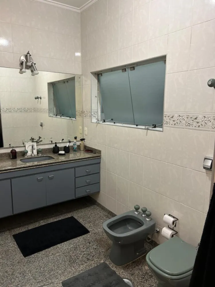 Apartamento, 3 quartos, 230 m² - Foto 1