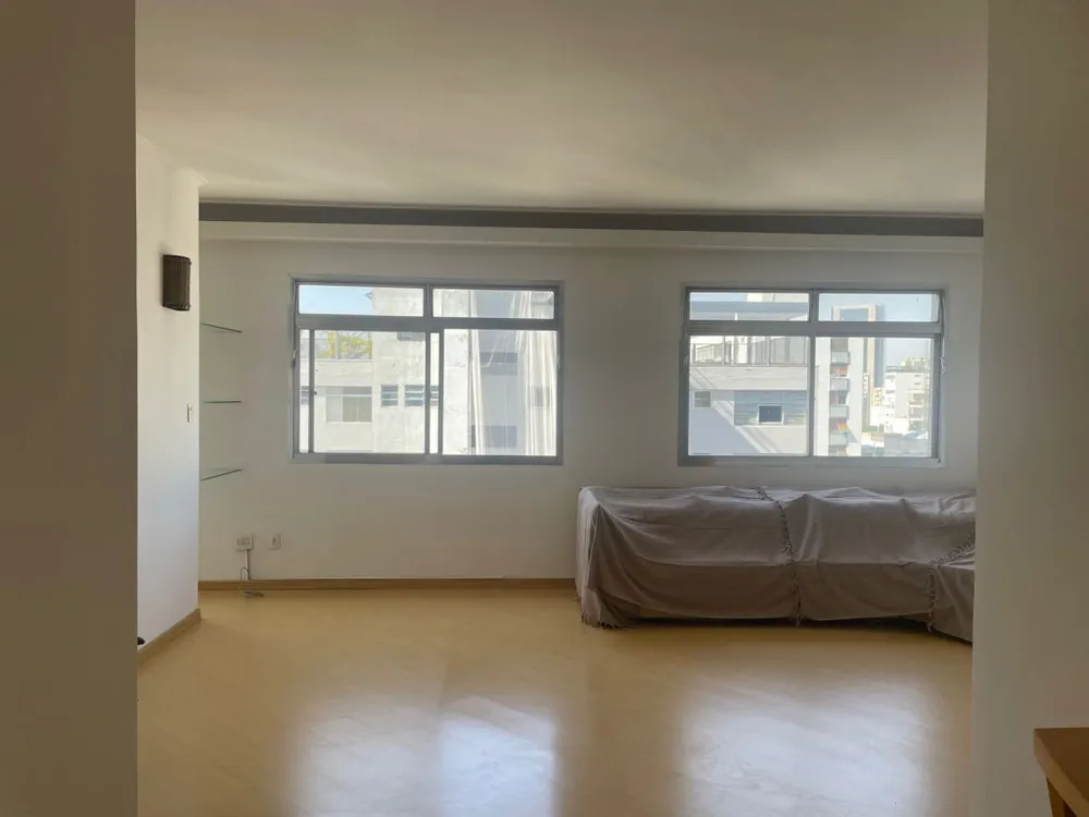 Apartamento, 3 quartos, 230 m² - Foto 1
