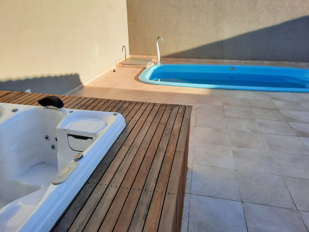 Casa, 4 quartos, 389 m² - Foto 1