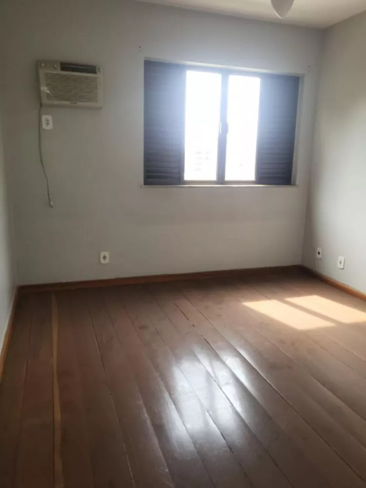 Apartamento para alugar com 3 quartos, 140m² - Foto 5