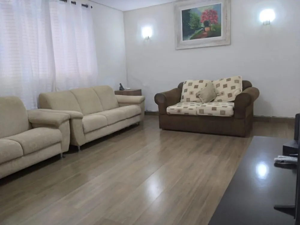 Casa, 6 quartos, 163 m² - Foto 2