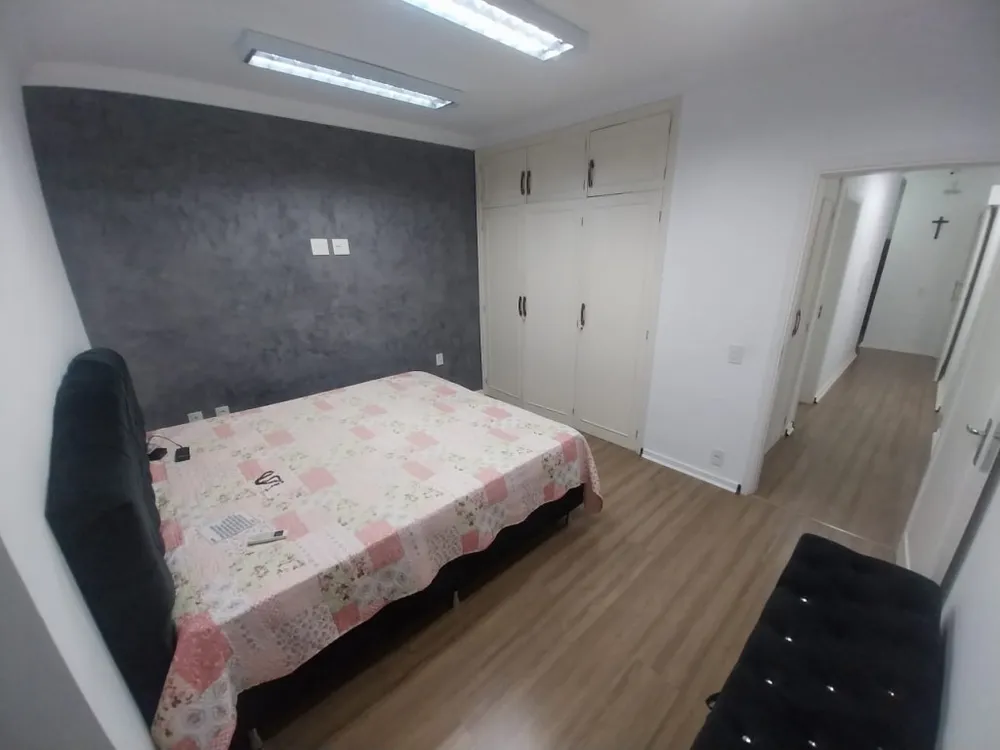 Casa, 3 quartos, 256 m² - Foto 1