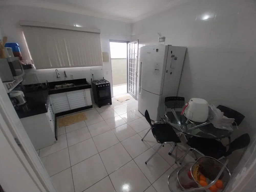 Casa, 3 quartos, 256 m² - Foto 16