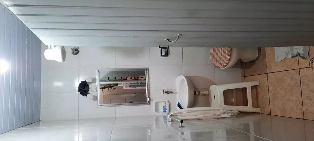 Casa à venda e aluguel com 3 quartos, 267m² - Foto 1