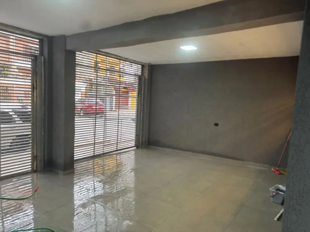 Casa, 3 quartos, 216 m² - Foto 1