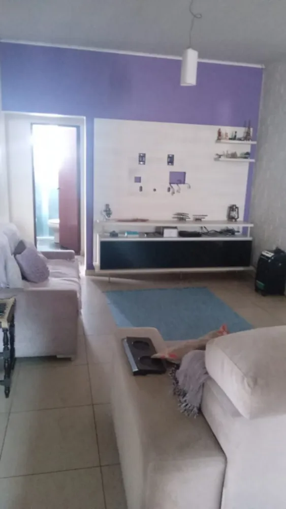 Casa, 4 quartos, 273 m² - Foto 1