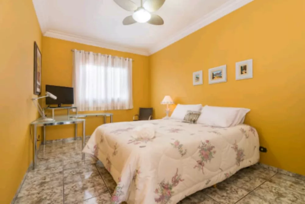 Casa à venda com 3 quartos, 240m² - Foto 5