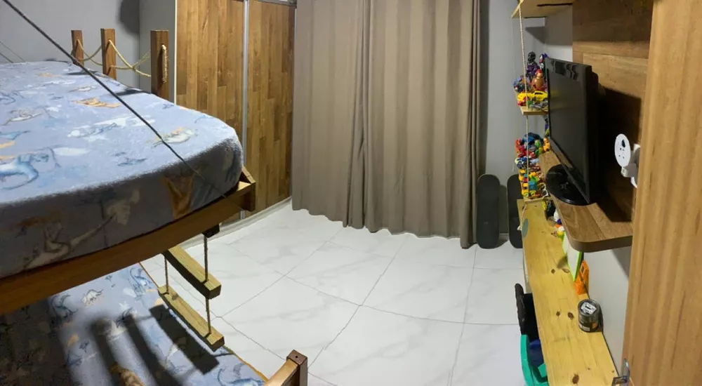 Casa à venda com 2 quartos, 90m² - Foto 5