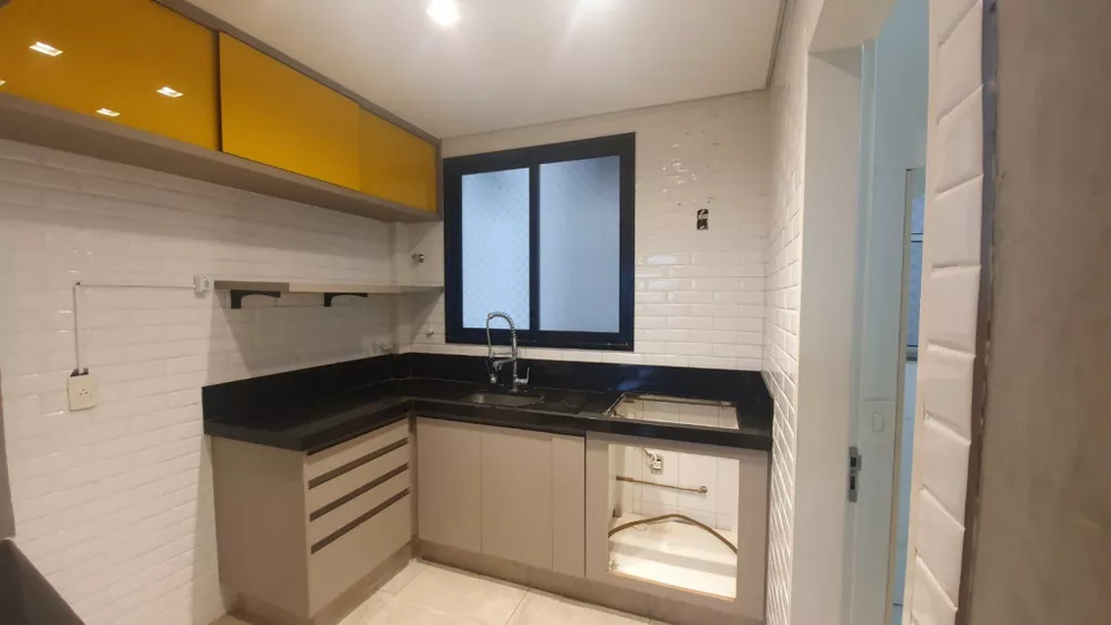 Apartamento à venda com 3 quartos, 90m² - Foto 3