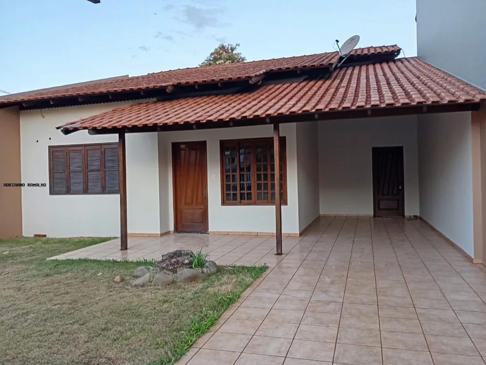 Casa, 3 quartos, 154 m² - Foto 2