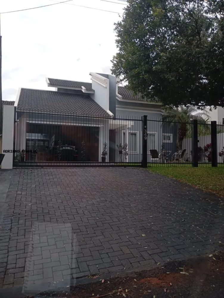 Casa, 4 quartos, 220 m² - Foto 1