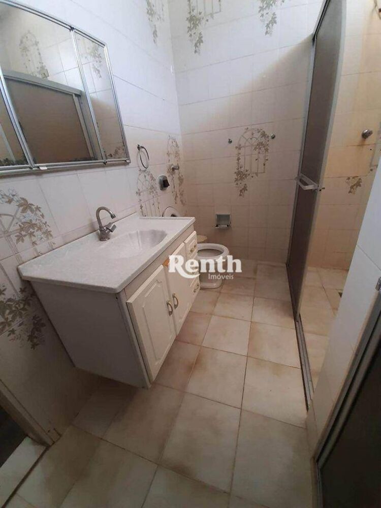 Casa à venda com 3 quartos, 484M2 - Foto 3