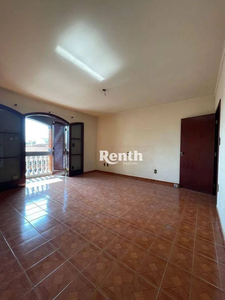 Sobrado, 3 quartos, 244 m² - Foto 11