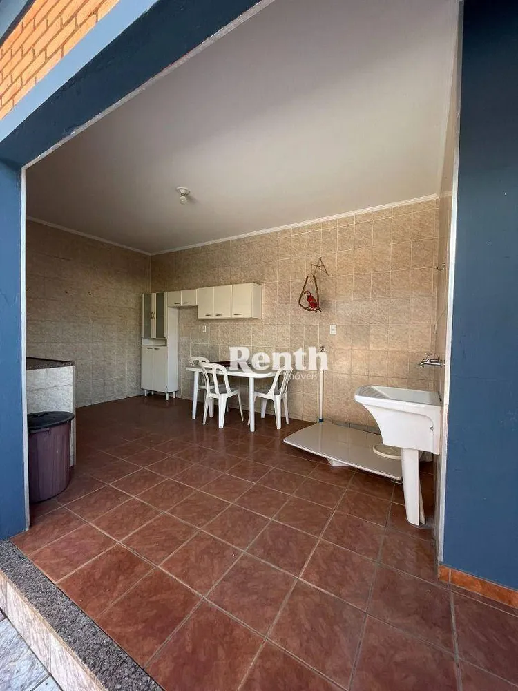 Sobrado, 3 quartos, 244 m² - Foto 15