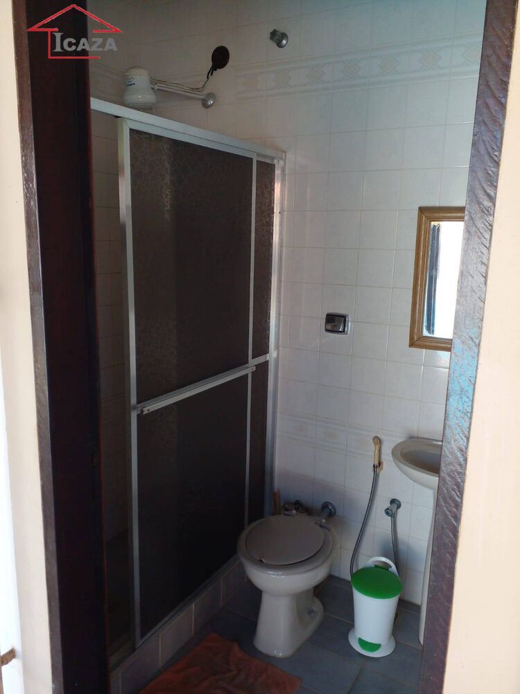 Casa à venda com 3 quartos, 209m² - Foto 7
