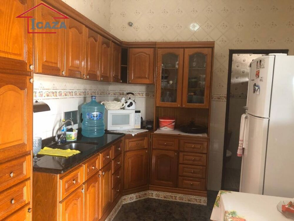 Casa, 5 quartos, 300 m² - Foto 4