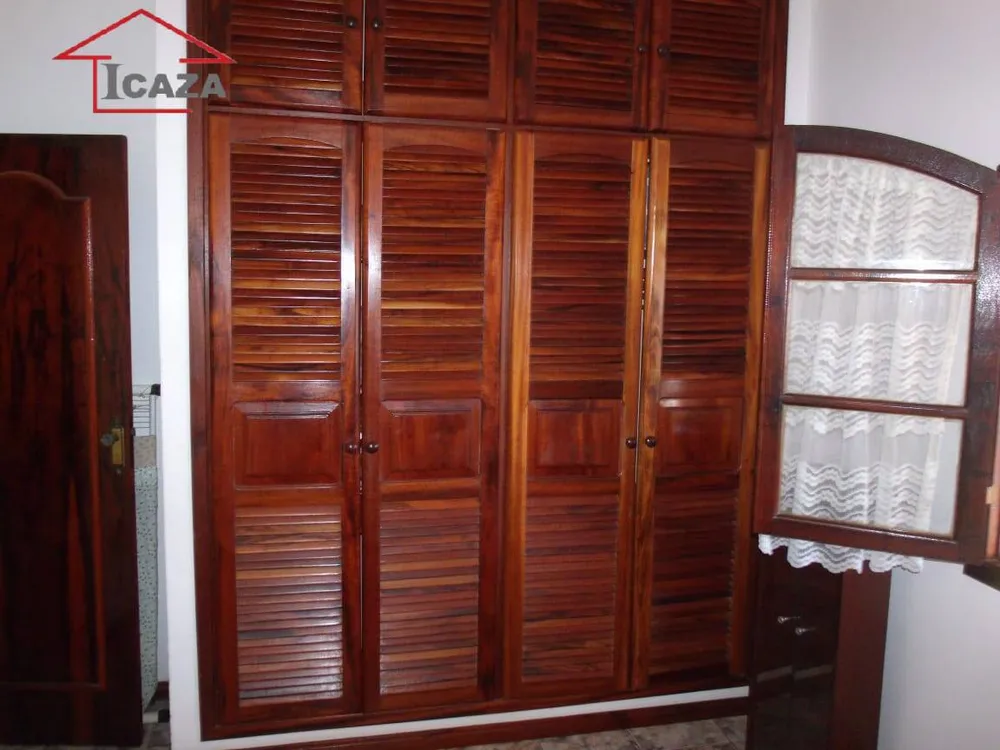 Casa, 3 quartos, 209 m² - Foto 9