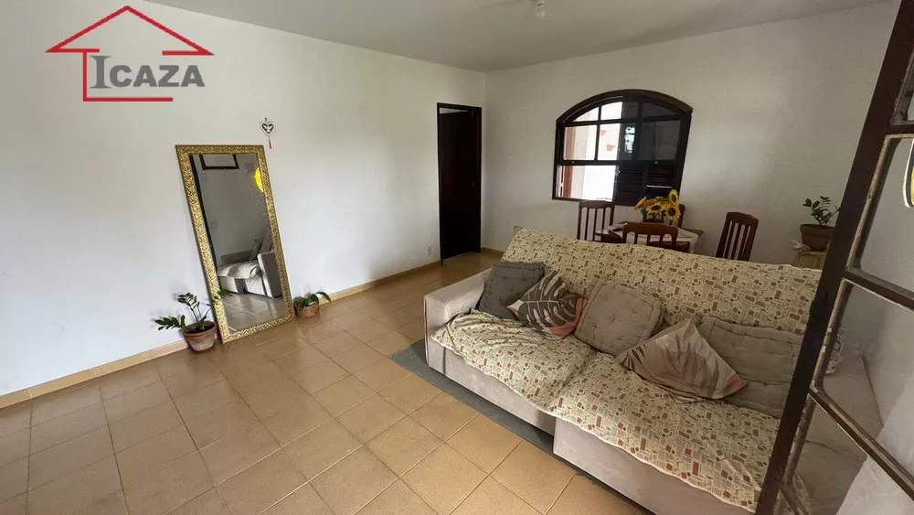 Casa à venda com 4 quartos, 152m² - Foto 3