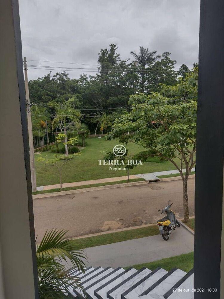 Casa de Condomínio à venda com 4 quartos, 315m² - Foto 1