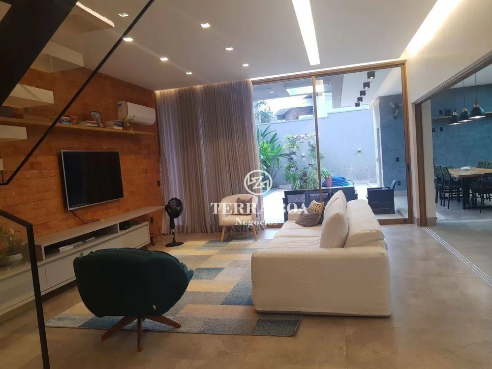 Sobrado, 3 quartos, 348 m² - Foto 14
