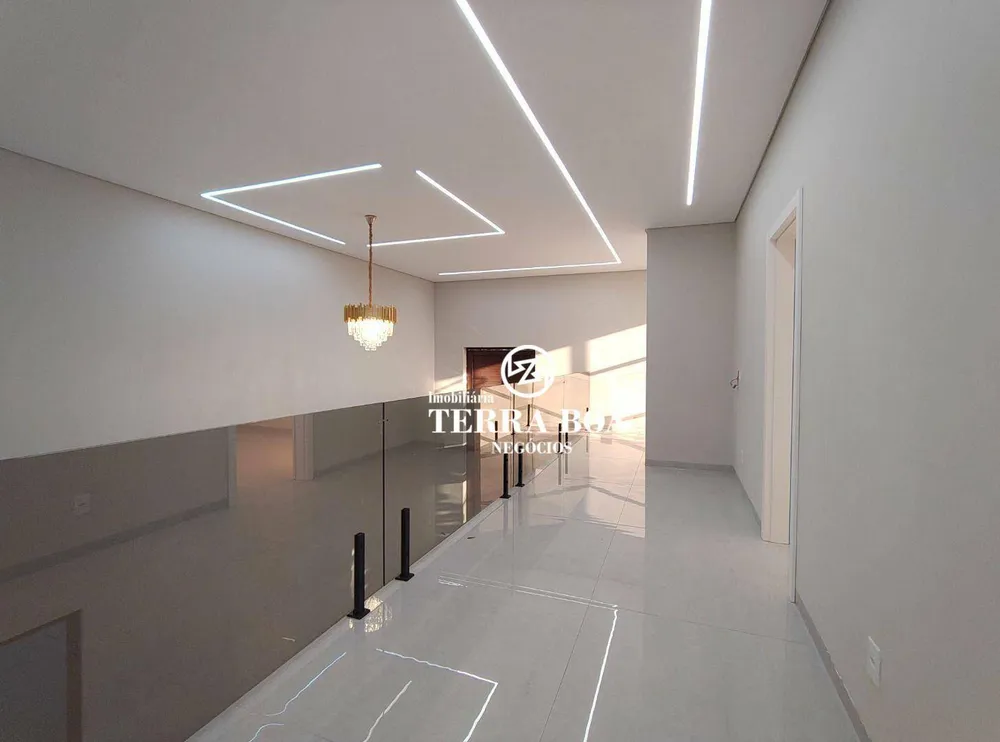 Sobrado, 3 quartos, 302 m² - Foto 3