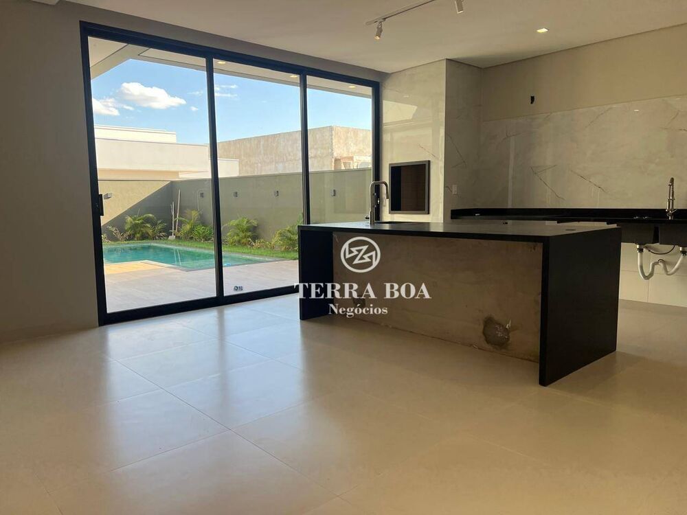 Casa de Condomínio à venda com 3 quartos, 209m² - Foto 1
